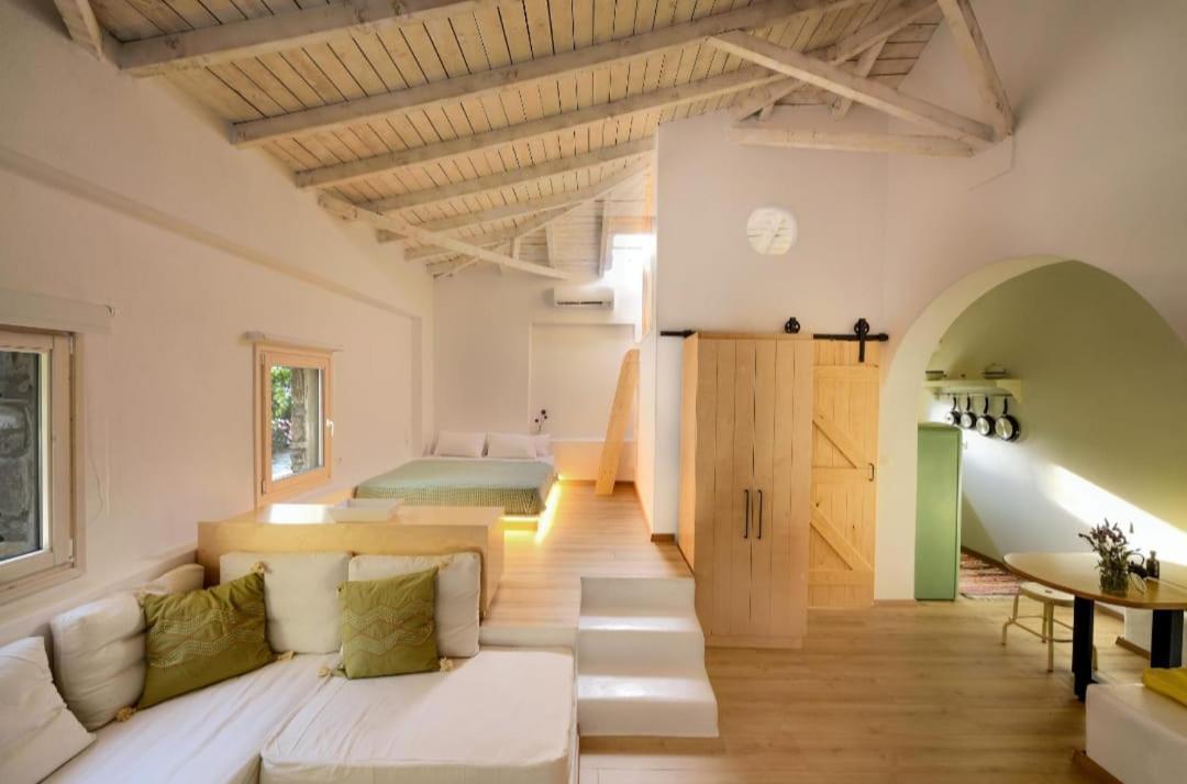 הוילה ניקיטי Kladi House Renovated 2023 מראה חיצוני תמונה